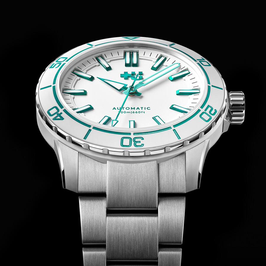 arrecife trident c60 christopher ward