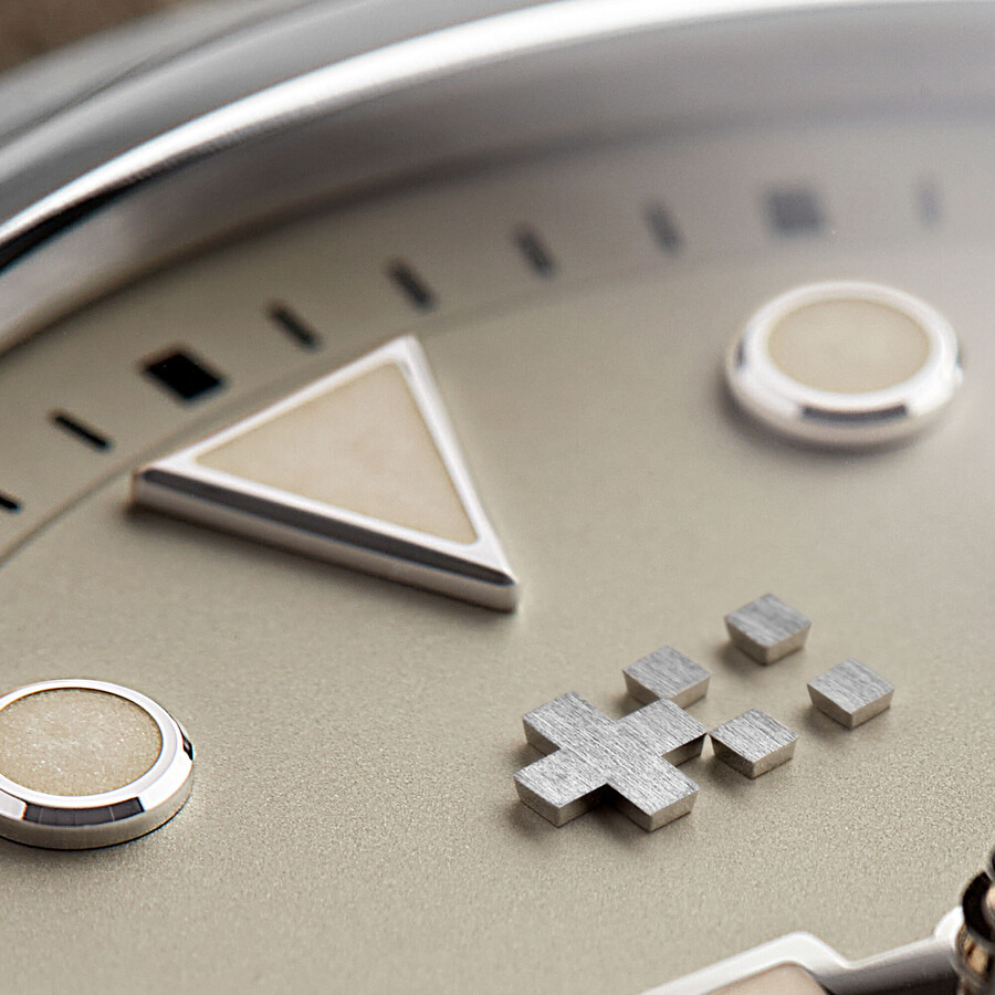 c65 aquitania gmt christopher ward